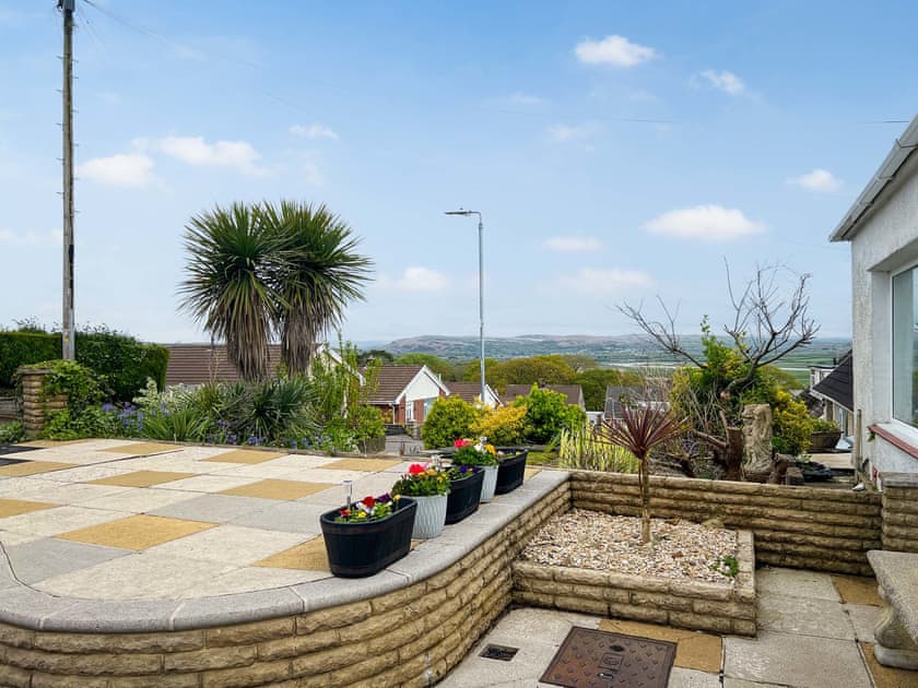 Exterior | Estuary Retreat, Llanelli