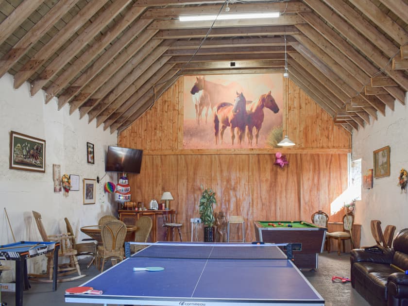 Games room | Cow Boy Cabin - Cow Boy Holidays, Glasgow