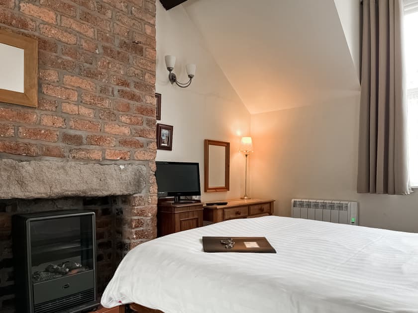Double bedroom | The Coach House, Wirskworth, near Brassington