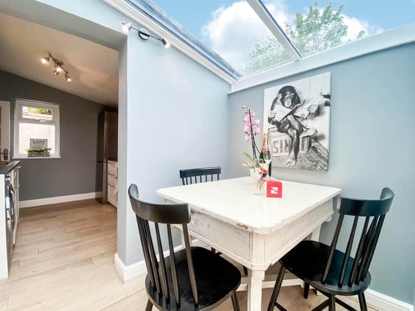Sun room | H&H-The Old Chippy, Codford, near Warminster