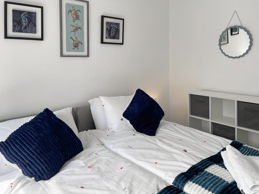 Twin bedroom | Rutland Retreat, Filey