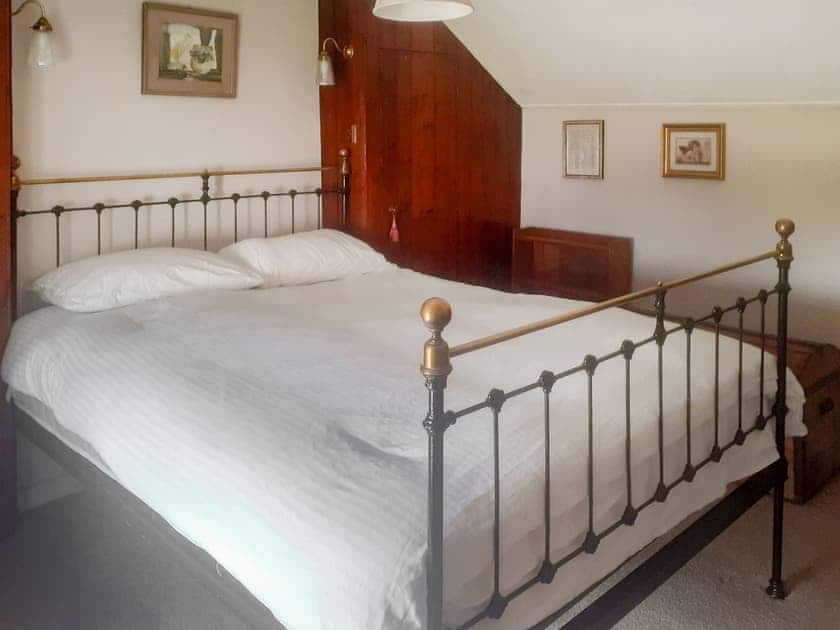 Double bedroom | Pencaire, Helston & The Lizard