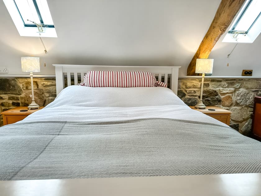 Double bedroom | Meadow Barn, Pennerley, Minsterley
