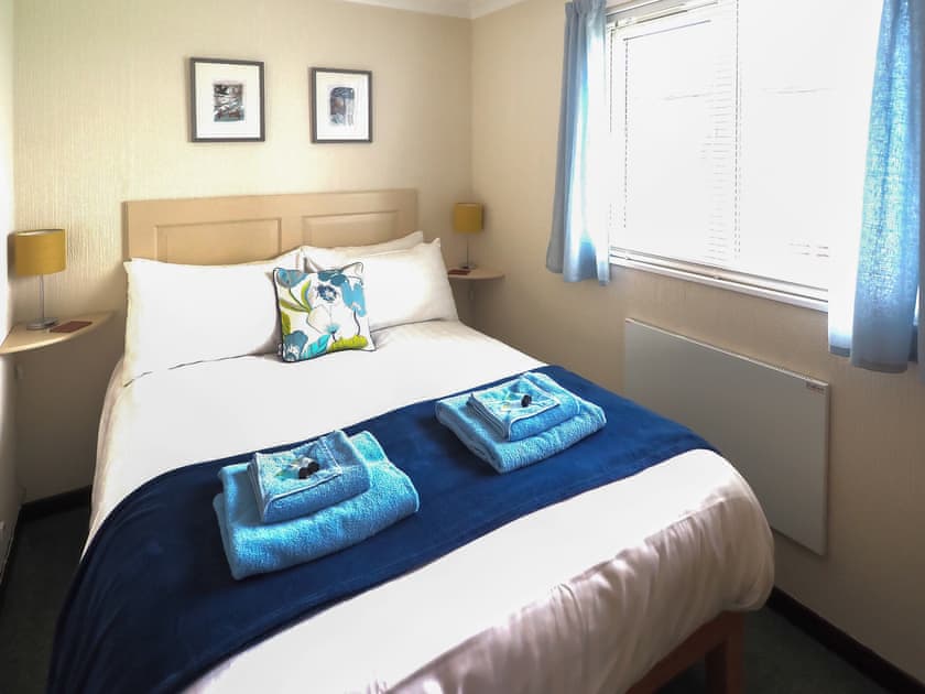 Double bedroom | Robin Lodge - Valley View Lodges, Nawton, near Helmsley