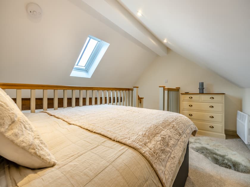 Double bedroom | Wisteria Cottage - The Rookery, Hemingby