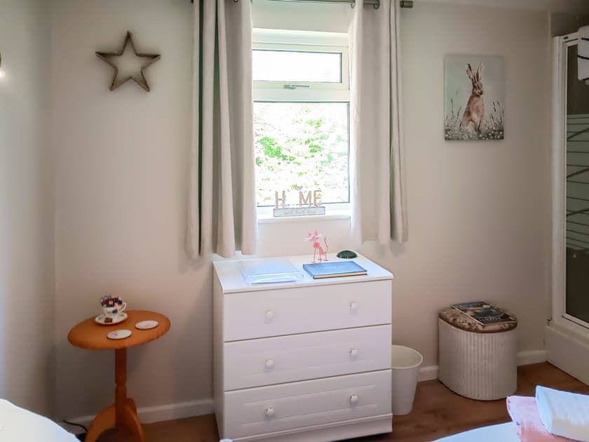 Double bedroom | The Nest - Owls Range, Woodbury Salterton, near Exmouth