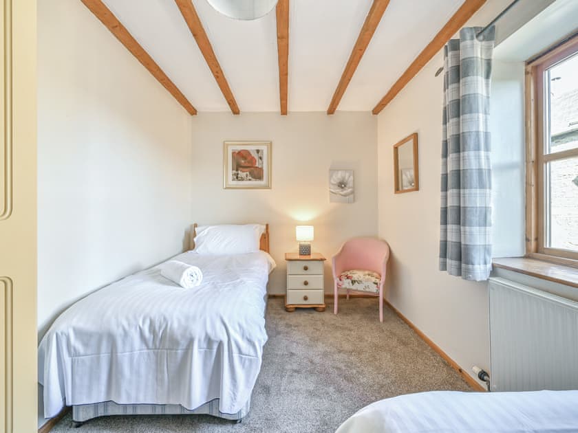 Twin bedroom | Waggoners Cottage - Polean Farm Cottages, Pelynt, near Looe