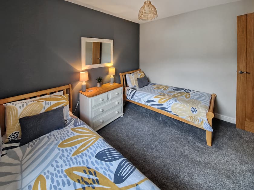 Twin bedroom | Ar Deireadh, Tayvallich