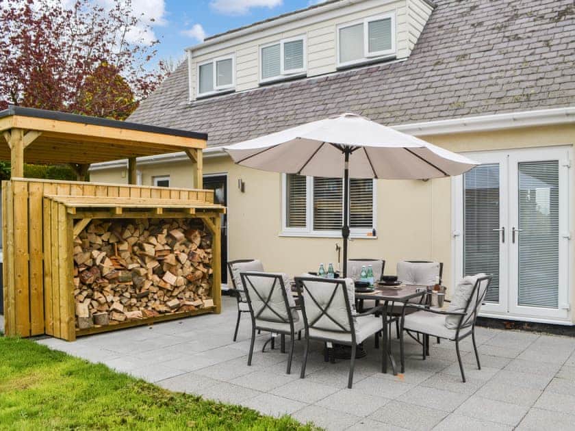 Sitting-out-area | Lyndhurst, Longhorsley, near Morpeth