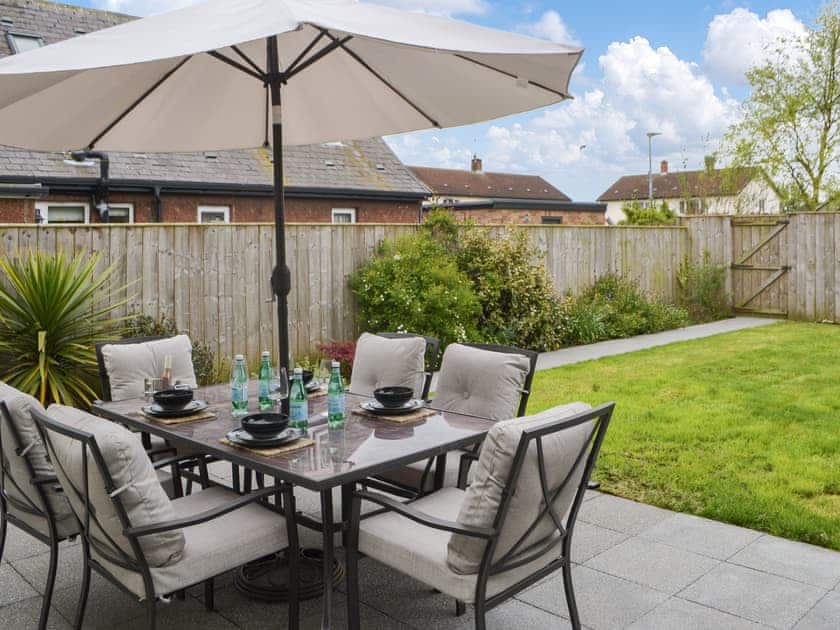 Sitting-out-area | Lyndhurst, Longhorsley, near Morpeth
