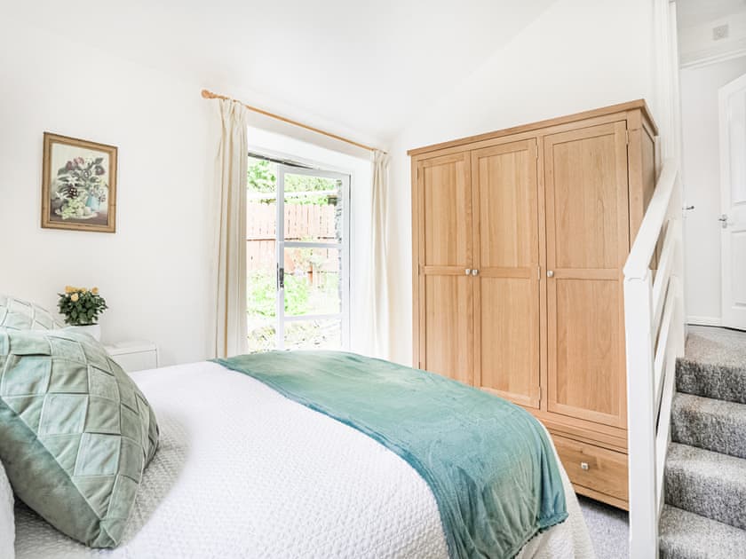 Double bedroom | Hingham Mill Cottage, Wadebridge