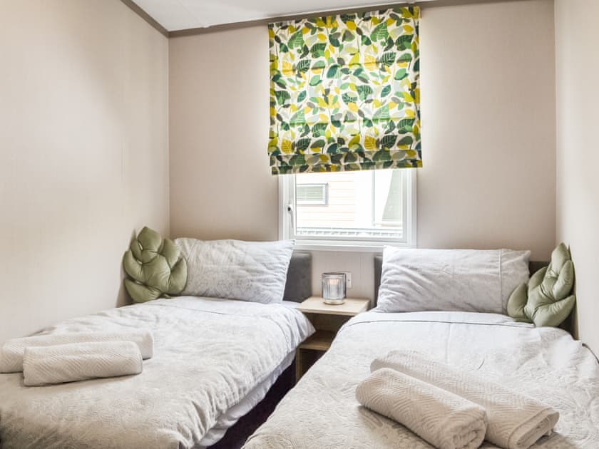 Twin bedroom | Baywood View, East Heslerton