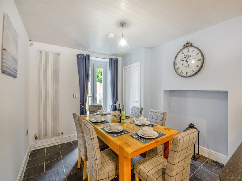 Kitchen/diner | Ty Bryn Gloch, Betws Garmon