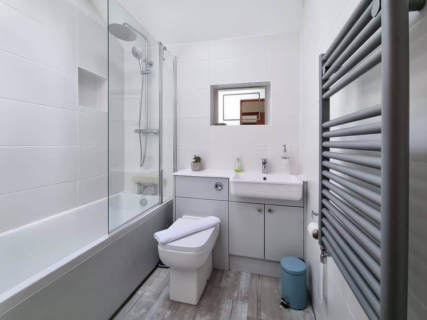 Bathroom | Cefn Canol, Betws Y Coed