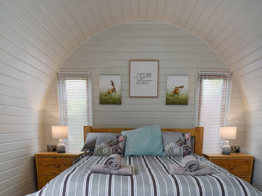 Double bedroom | Laurel Pod - Stuarts Farm, Lathom, near Southport