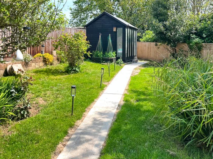 Garden | Polly’s Place, Freshwater