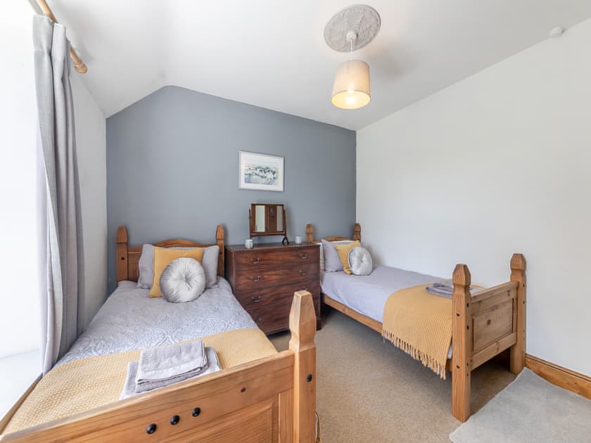 Twin bedroom | Porthysgaden, Tudweiliog, near Pwllheli