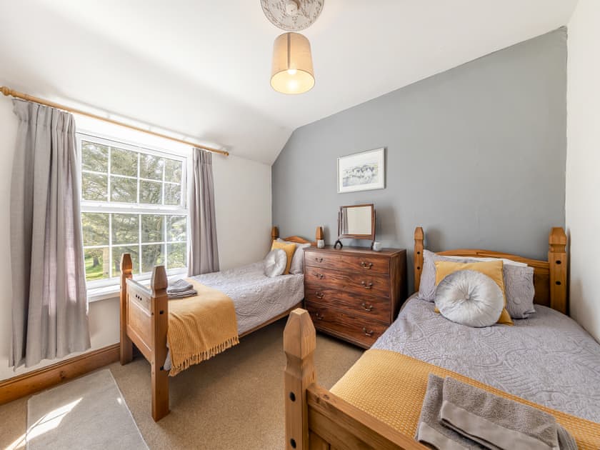 Twin bedroom | Porthysgaden, Tudweiliog, near Pwllheli