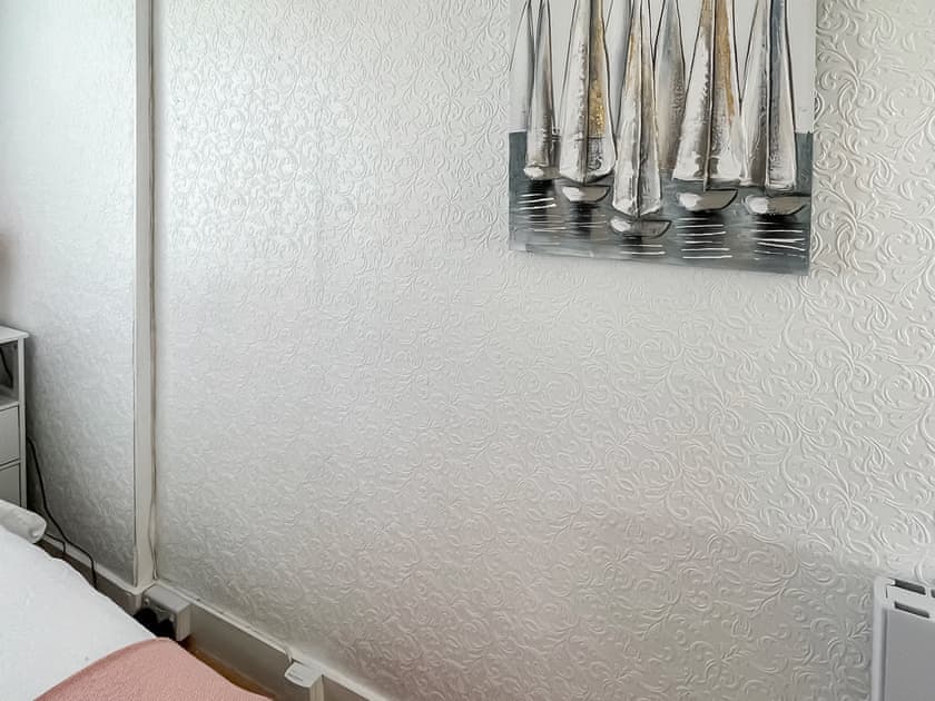Double bedroom | Angie’s Beachside House, Point Clear, near Clacton-on-Sea