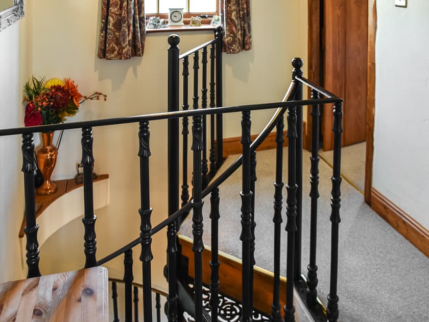 Landing | Honeysuckle Cottage, Great Yarmouth