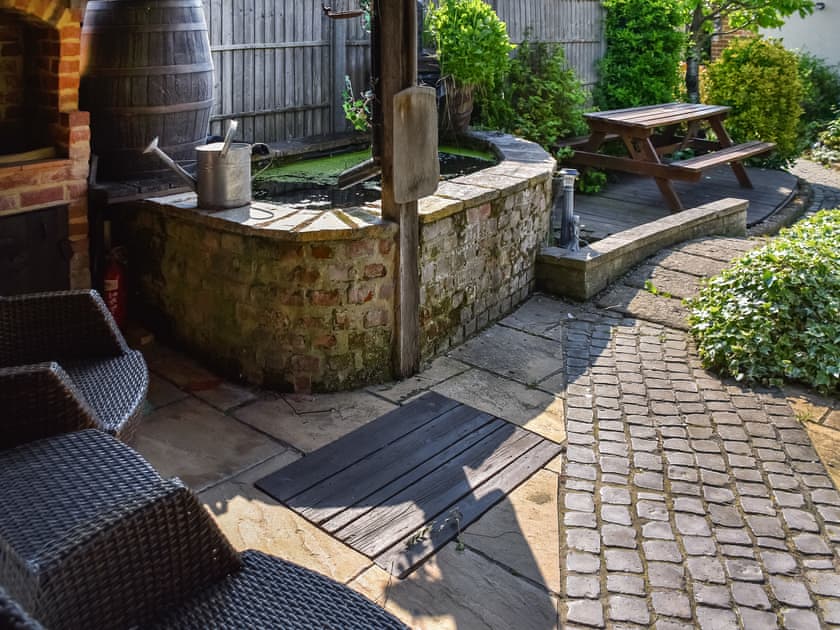 Outdoor area | Honeysuckle Cottage, Great Yarmouth