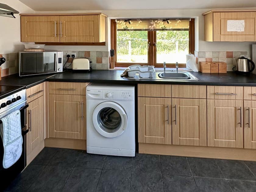 Kitchen | The Stables - Glan Morfa Ganol, Abererch, near Pwllheli