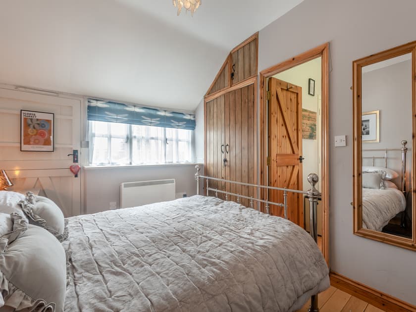 Double bedroom | Lidsey Farmhouse, Bognor Regis