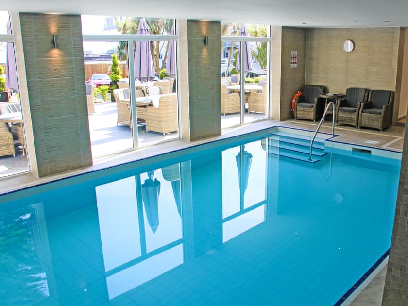 Swimming pool | Belgrave Sands Apartment, Torquay Seafront