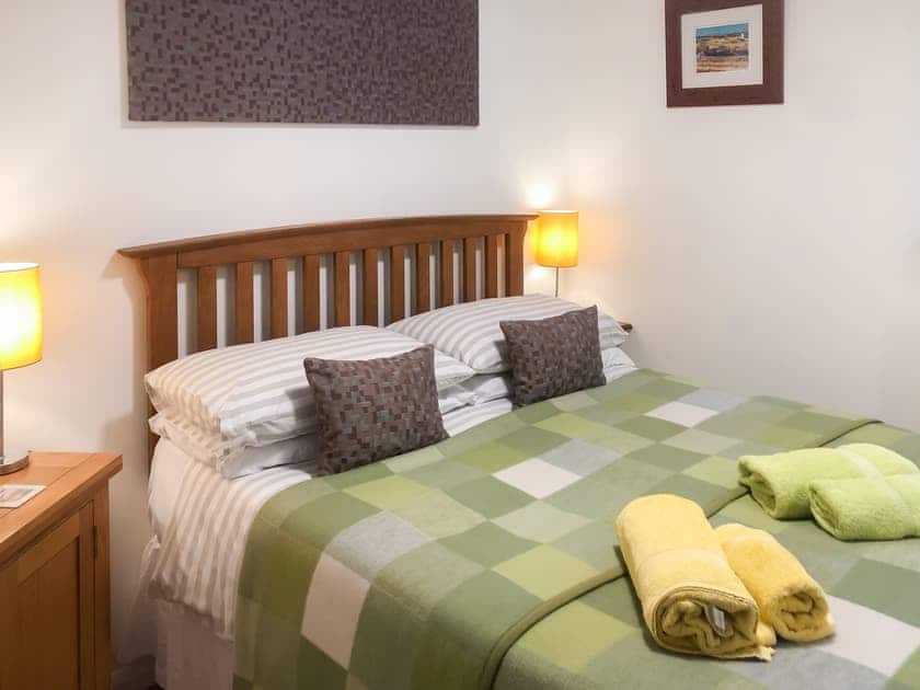 Double bedroom | Swallow’s Barn, Ashburnham, Battle