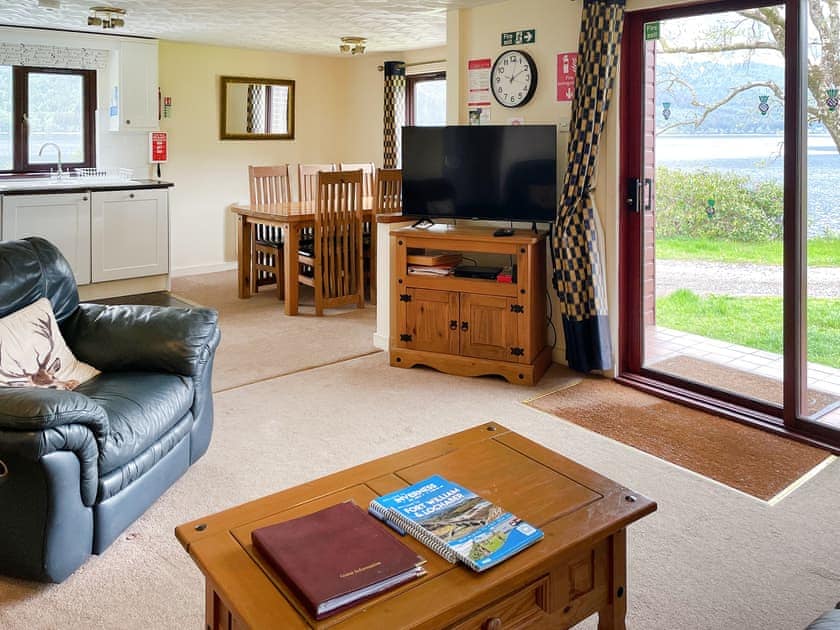 Living area | Mountain Thyme Lodge - , Letterfinlay, near Spean Bridge