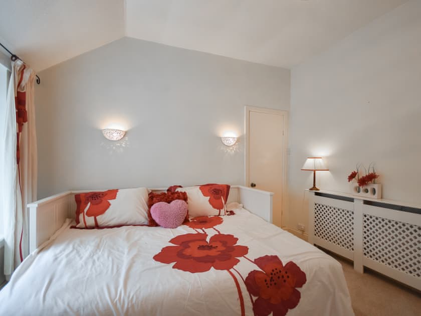 Double bedroom | Nether Auchlinsky Cottage, Glendevon