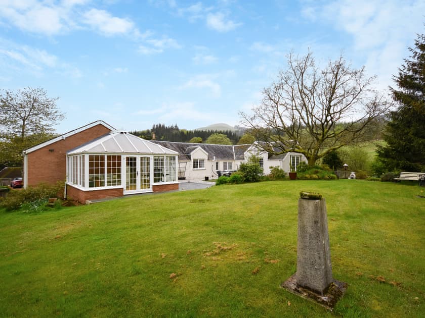Garden | Nether Auchlinsky Cottage, Glendevon