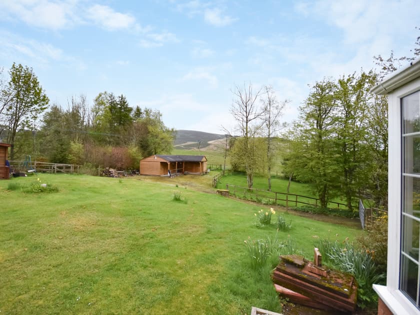 Garden | Nether Auchlinsky Cottage, Glendevon