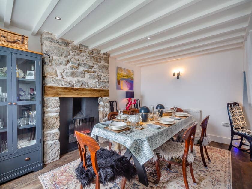 Dining room | Blue Sails - Water’s Edge Cottages, Llanfaes, Beaumaris, Anglesey