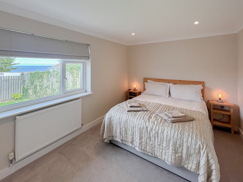 Double bedroom | 10 Silvershell View, Port Isaac