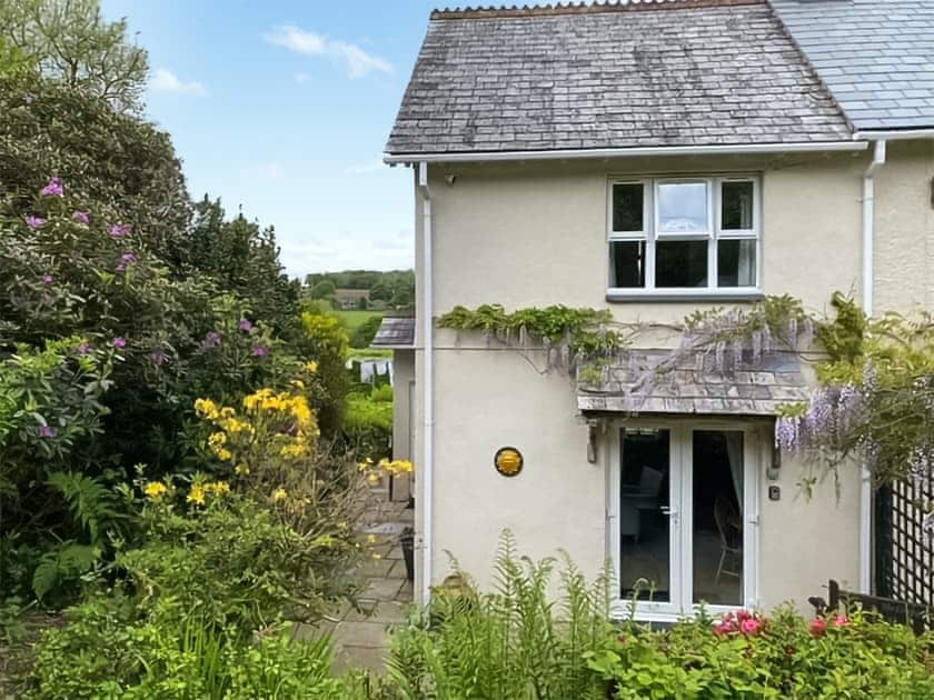 Exterior | Lower Axford Cottage, Callington