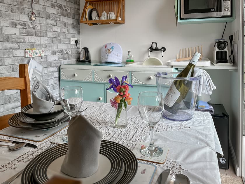 Kitchenette/Dinette  | The Roost Retreat, Leeming Bar, near Northallerton