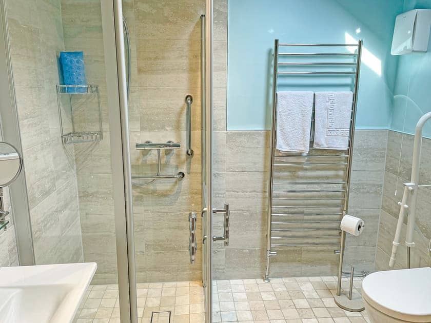 Shower room | Angel Cottage, Oswaldkirk, near Helmsley