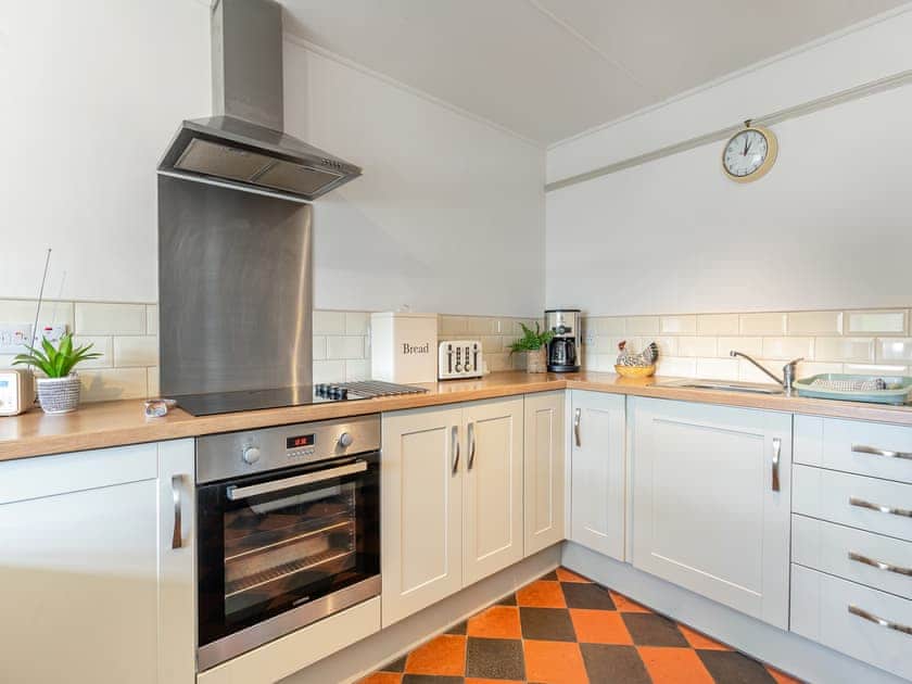 Kitchen | Maesybryn, Pentregat