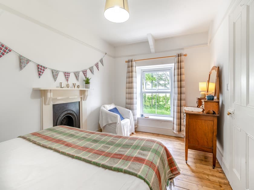 Double bedroom | Maesybryn, Pentregat
