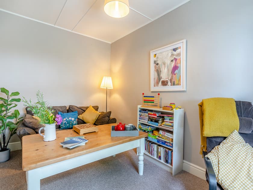 Interior | Maesybryn, Pentregat