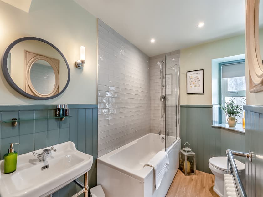 Family Bathroom  | Family Retreat, Grassington