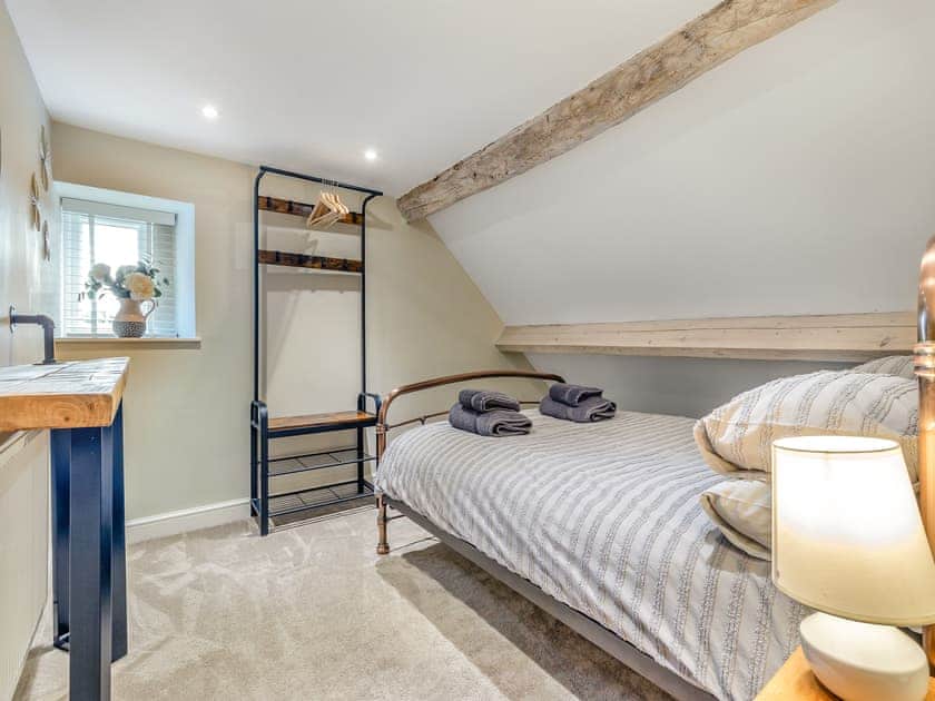 Double bedroom | Greenwell Cottage, Chesterfield