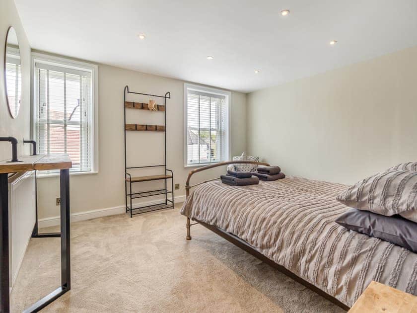 Double bedroom | Greenwell Cottage, Chesterfield