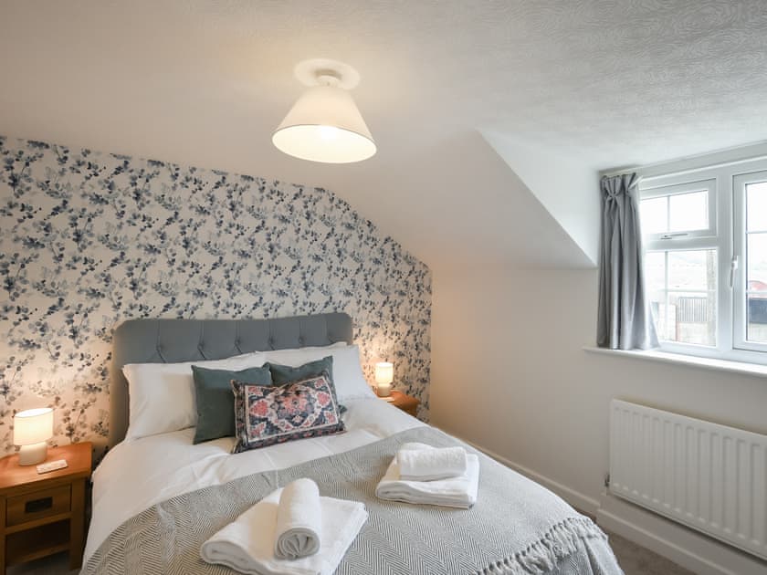 Double bedroom | Dolwen Isaf, Llanerfyl, near Welshpool