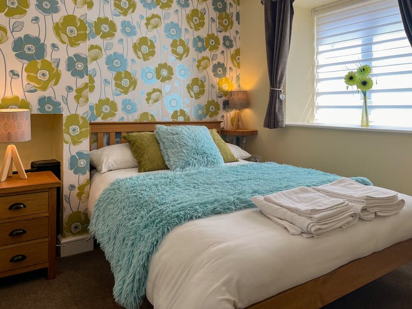 Double bedroom | Sea Breeze Cottage, Barmston, near Bridlington