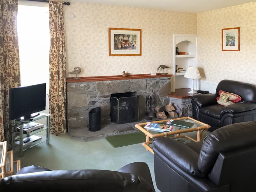 Comfy seating within living room | Craignuisq Farmhouse - Kinnaird Estate Cottages, By Dunkeld, Pitlochry
