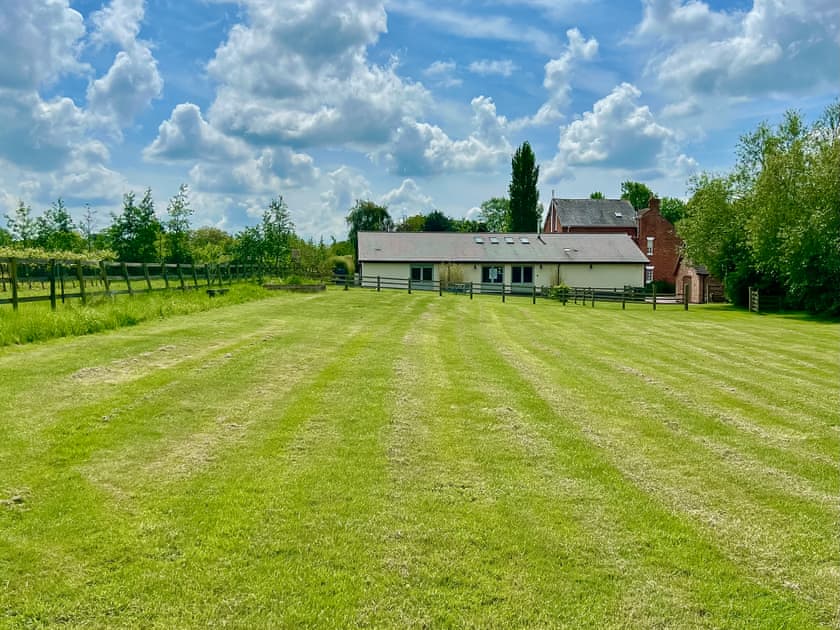 Garden | Lovells Barn, Welland, near Malvern