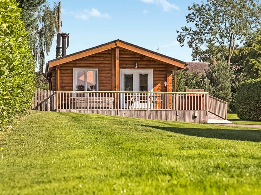 Exterior | Hideaway Lodge - Oaklands Country Lodges, Mount Pleasant, near Church Broughton