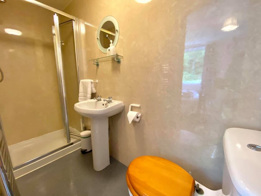 Bathroom | Crianlarich Cottage, Fort Augustus